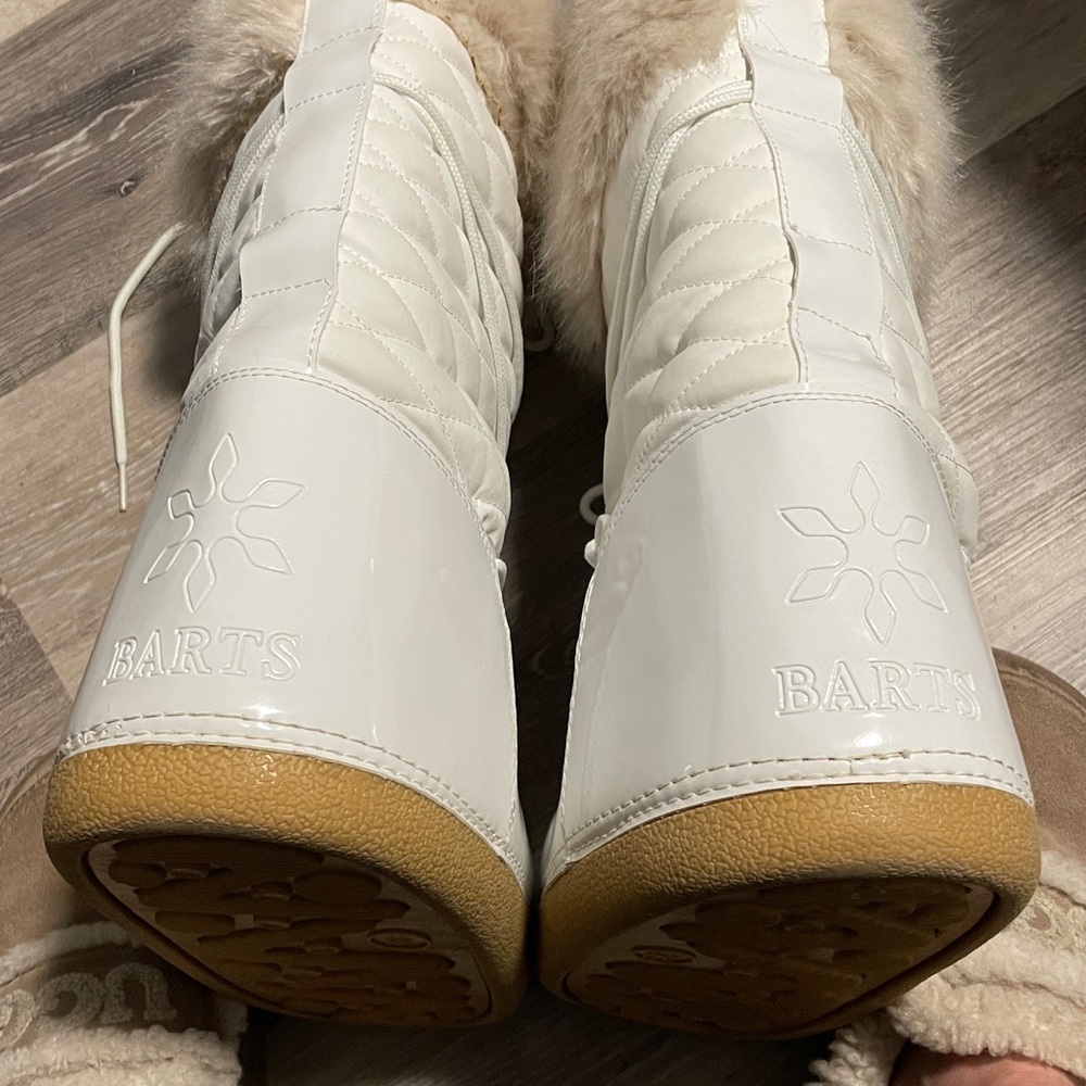 Barts White Winter Fur-Trim Snow Boots - Picture 3 of 6